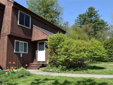 20 Greenfield Road, Essex Junction, VT 05452