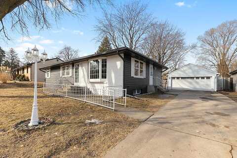 Churchill, SAINT PAUL, MN 55113
