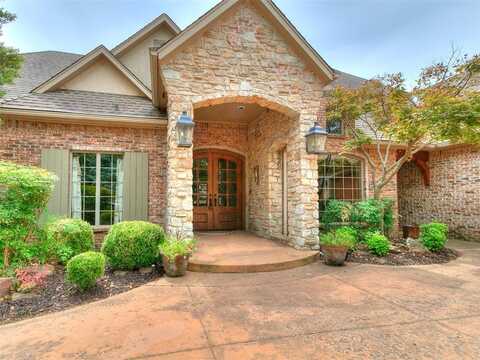 400 Autumnwood Court, Edmond, OK 73003