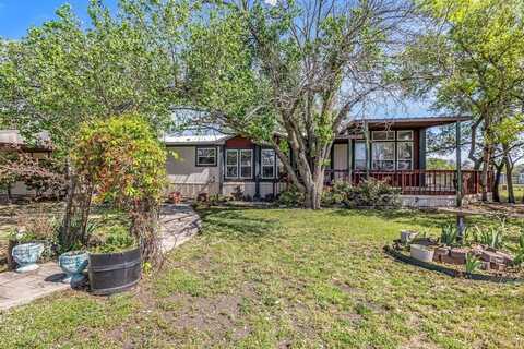 605 Skyview Court, Azle, TX 76020
