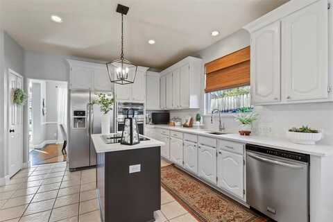 4809 Island Circle, Fort Worth, TX 76137