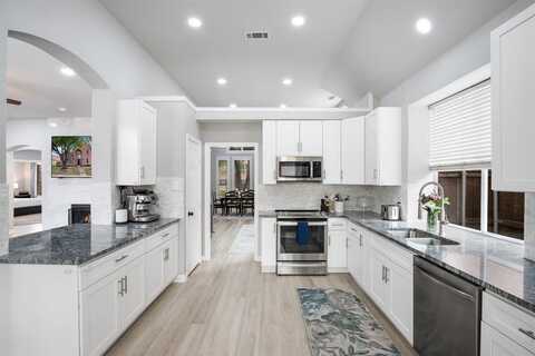 4728 Lawrence Lane, Plano, TX 75093