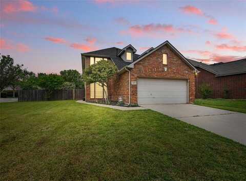 5429 Pecan Creek Circle, Fort Worth, TX 76244