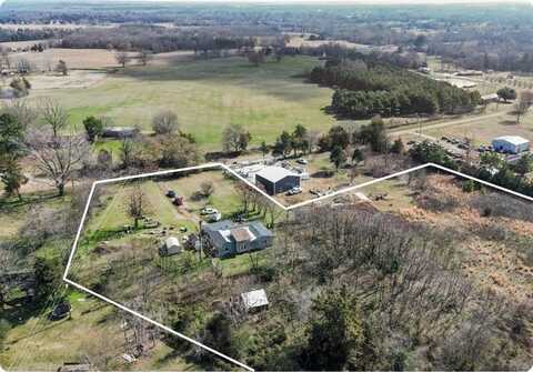 399 County Road 1452, Mount Pleasant, TX 75455
