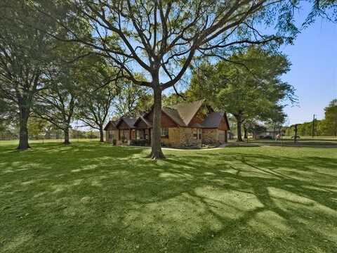 1070 Eubanks Road, Combine, TX 75159