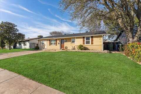 405 Rosewood Hills Drive, Garland, TX 75040
