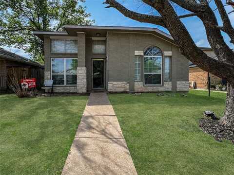 10304 Carolina Oaks Drive, Dallas, TX 75227