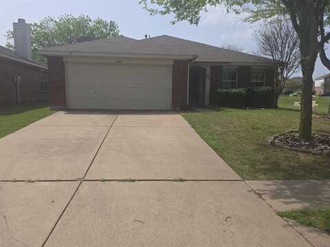 2016 Brook Meadow Drive, Forney, TX 75126