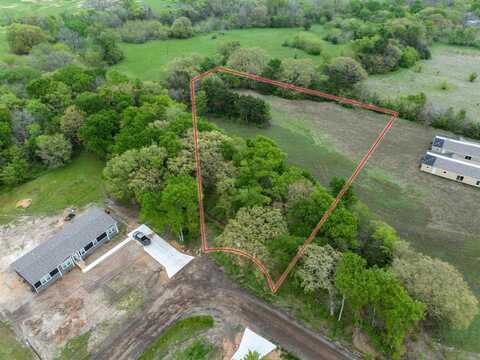 211 Largo Street, Bonham, TX 75418