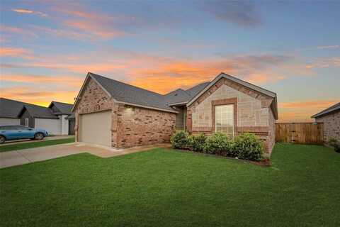 107 Apache Drive, Greenville, TX 75402
