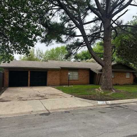 1901 Spring Valley Drive, Denton, TX 76208