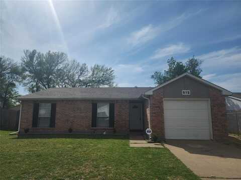 512 Elderwood Trail, Fort Worth, TX 76120
