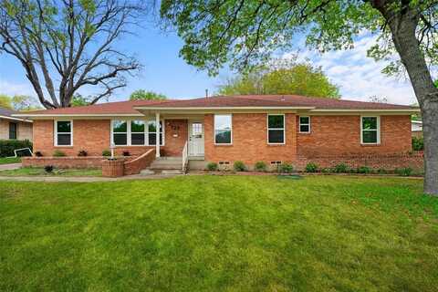 729 Town Creek Drive, Dallas, TX 75232