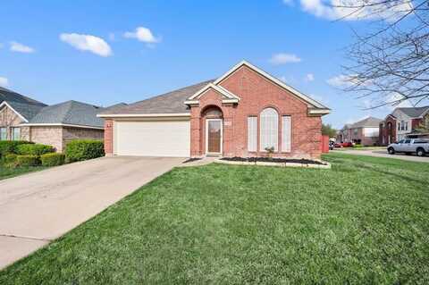 8329 Rolling Rock Drive, Fort Worth, TX 76123