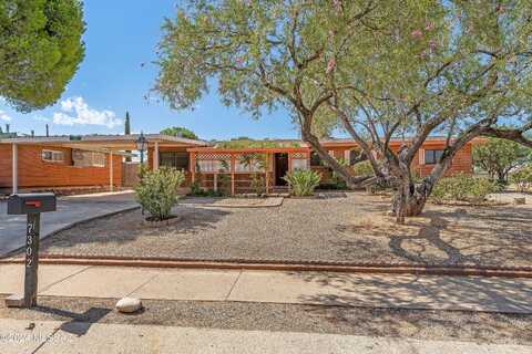 Placita Maicoba, TUCSON, AZ 85710