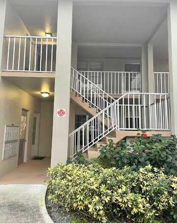 Lake Vista Trl, Port Saint Lucie, FL 34952