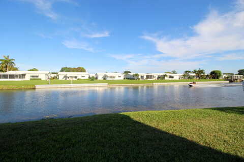 Lake Ter, Boynton Beach, FL 33426