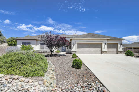 Grey Fox, CHINO VALLEY, AZ 86323