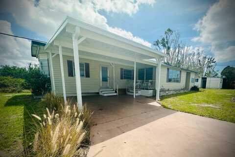260 2nd St. E., Nokomis, FL 34275