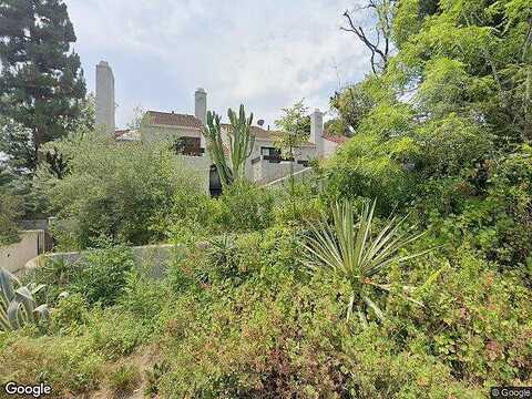 Grace Ave, Los Angeles, CA 90068