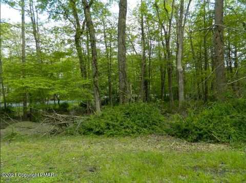 32 Delia Terrace, East Stroudsburg, PA 18301
