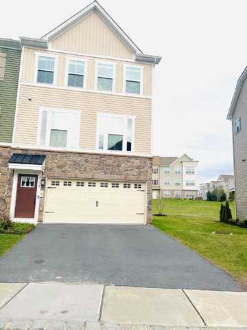 2396 Raya Way, Easton, PA 18045