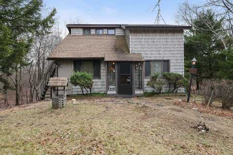 387 Clearview Drive, Long Pond, PA 18334