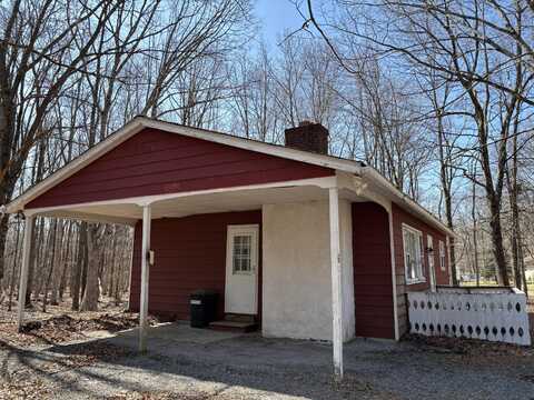6 Hillcrest Drive, Albrightsville, PA 18210