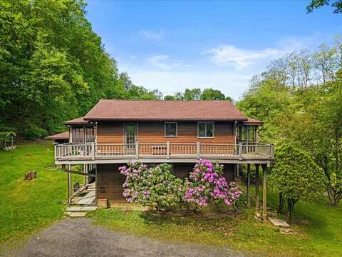 927 Hickory Valley Road, Stroudsburg, PA 18360
