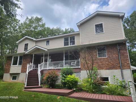 216 Comstock Drive, Lords Valley, PA 18428