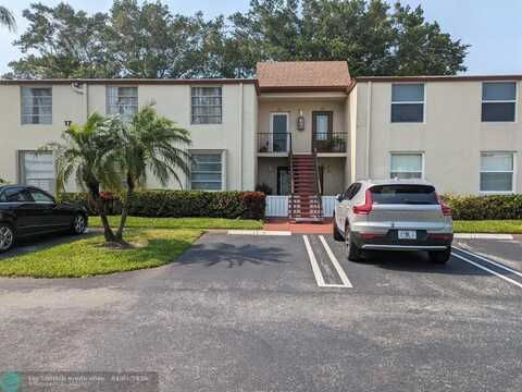 17 Willowbrook Lane, Delray Beach, FL 33446