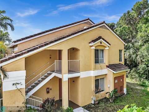 2440 NW 33rd St, Oakland Park, FL 33309