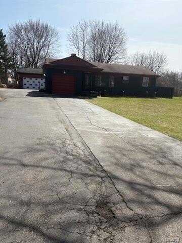 3207 W CASS Avenue, Flint, MI 48504