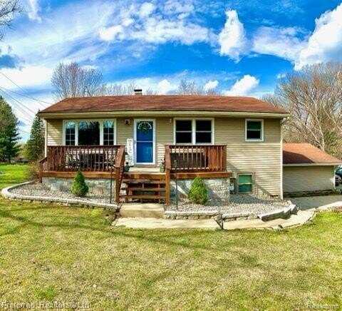 9514 CORNELL Avenue, Clarkston, MI 48348