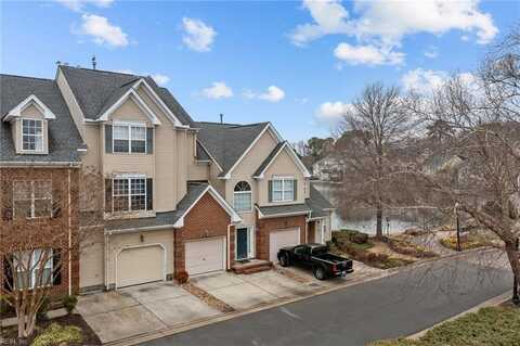 5304 Summer Crescent, Virginia Beach, VA 23462
