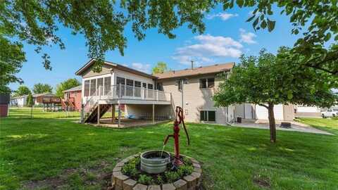 328 5th Avenue S, Sartell, MN 56377