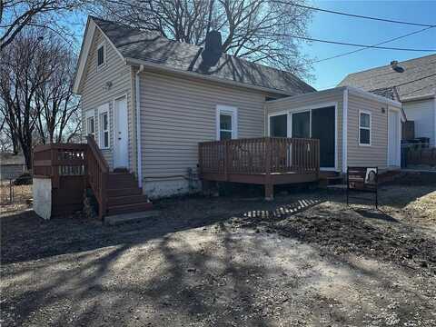 236 Lawson Avenue W, Saint Paul, MN 55117