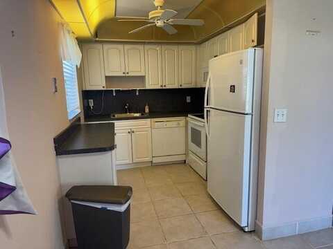 349 Flanders H, Delray Beach, FL 33484