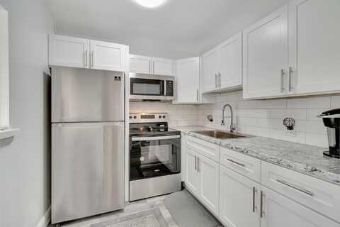 566 Mansfield, Boca Raton, FL 33434