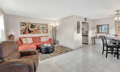 78 Seville F, Delray Beach, FL 33446