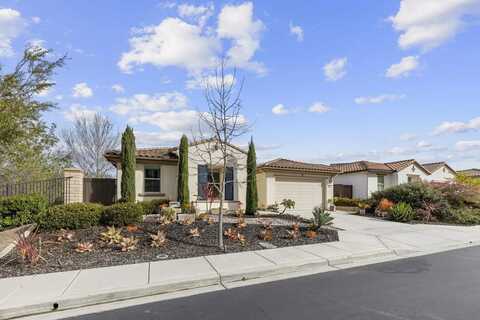 432 Adobe Estates DR, Vista, CA 92083