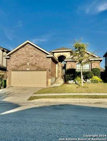 1318 Crow Ct, San Antonio, TX 78245