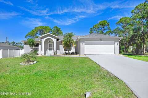 1199 Weldon Street SE, Palm Bay, FL 32909
