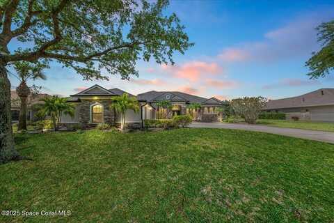 2100 Windbrook Drive SE, Palm Bay, FL 32909