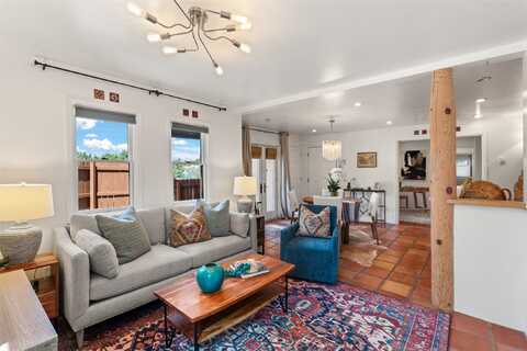 2600 W Zia Road, Santa Fe, NM 87505
