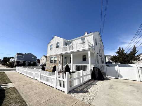 301 N Harding Ave, Margate City, NJ 08406