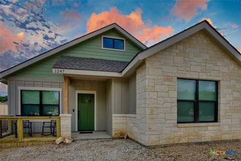 1247 Green Hill Drive, Canyon Lake, TX 78133