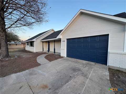 420 Wolf Run Court, Lavon, TX 75166