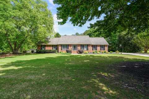 1215 Shadowood Drive, Spartanburg, SC 29301