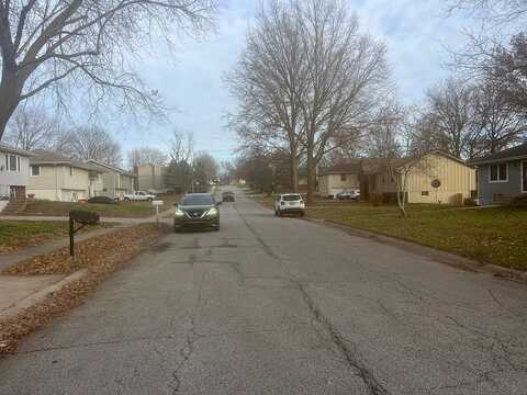 Summit, BLUE SPRINGS, MO 64014